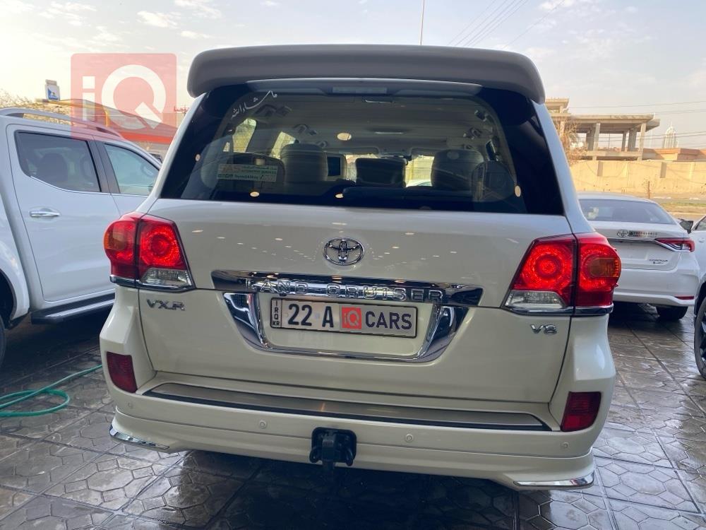 تويوتا لاندكروزر